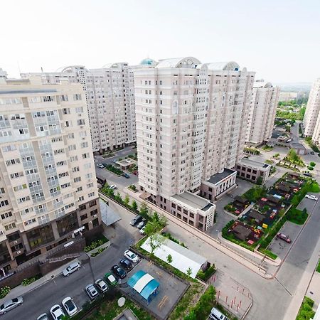 Razmestim В Жк Шахристан На 15 Этаже Almaty Exterior foto